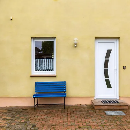 In Der Naehe Von Wismar, Cleaning Included Apartment