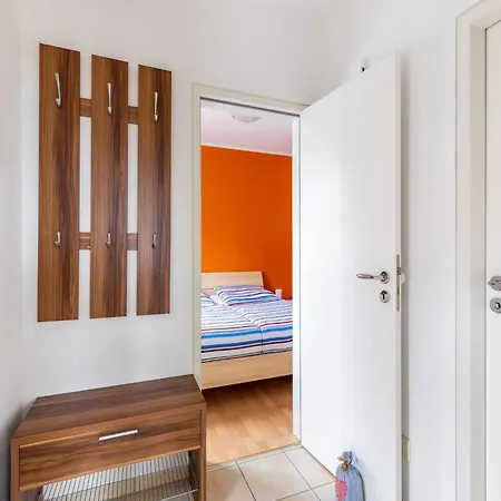 In Der Naehe Von Wismar, Cleaning Included Apartment
